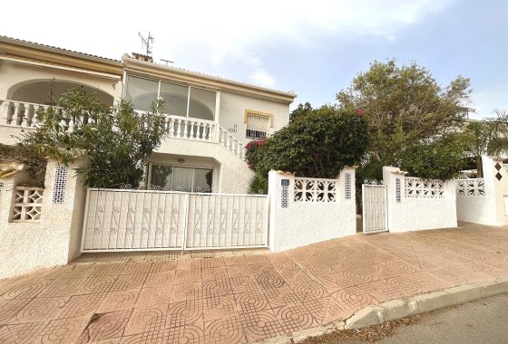 Halfvrijstaande villa - Herverkoop - Ciudad Quesada - Rojales -
                Ciudad Quesada