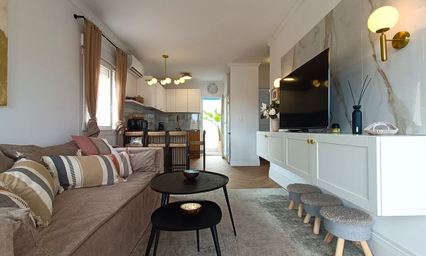 Halfvrijstaande villa - Herverkoop - La Zenia - 03189