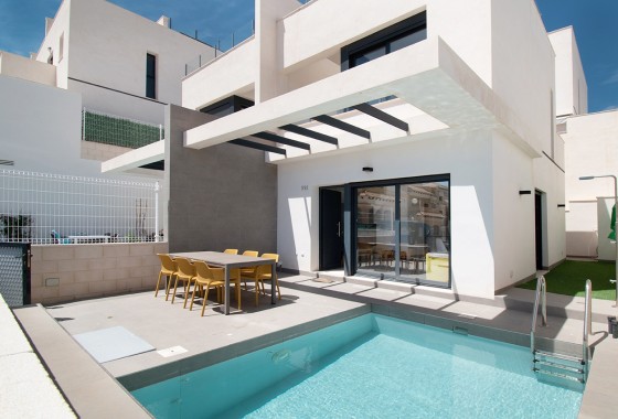Halfvrijstaande villa - Herverkoop - Orihuela Costa -
                Villamartín