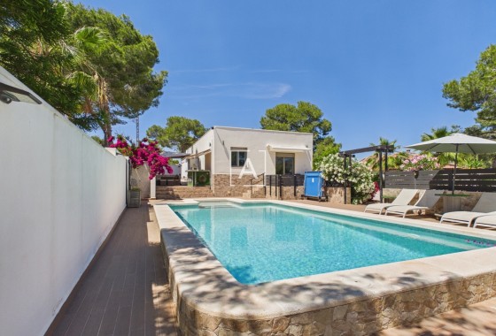 Halfvrijstaande villa - Herverkoop - Pinar de Campoverde -
                Pinar de Campoverde
