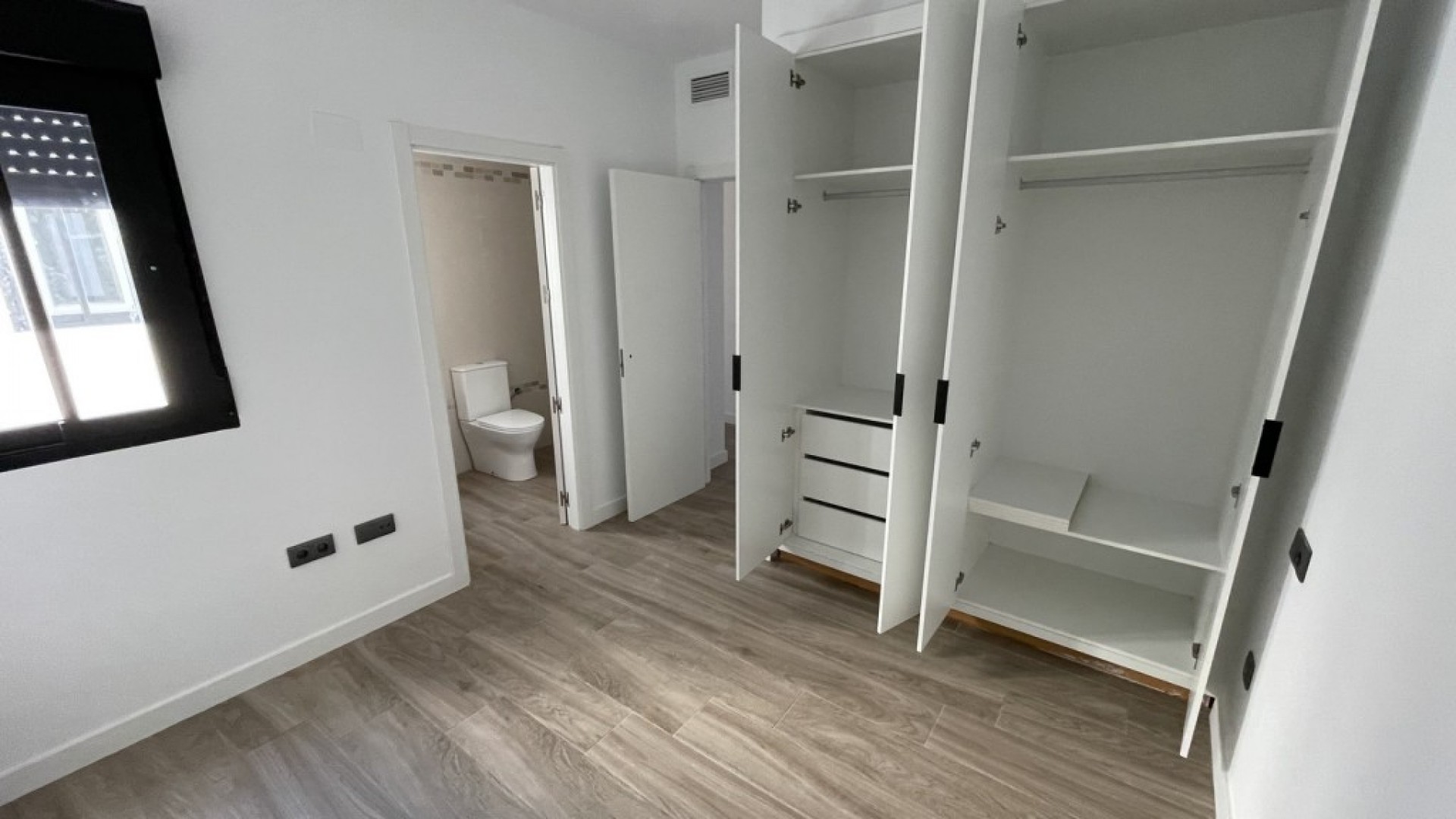 Herverkoop - Apartement Flat -
Algorfa