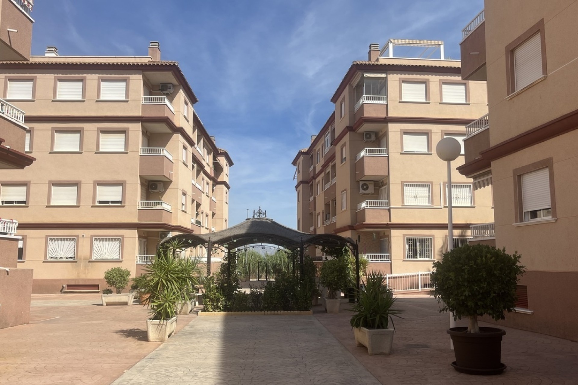 Herverkoop - Apartement Flat -
Algorfa