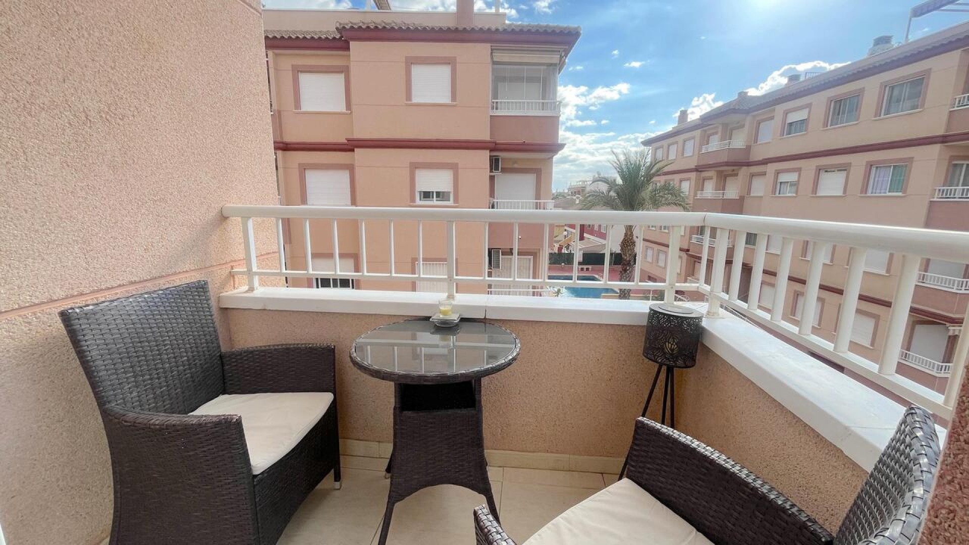 Herverkoop - Apartement Flat -
Algorfa