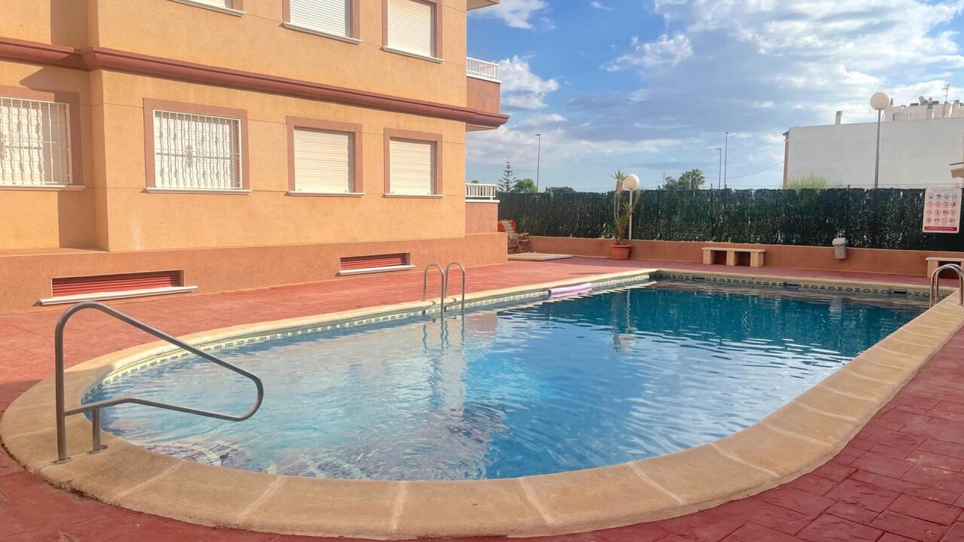 Herverkoop - Apartement Flat -
Algorfa