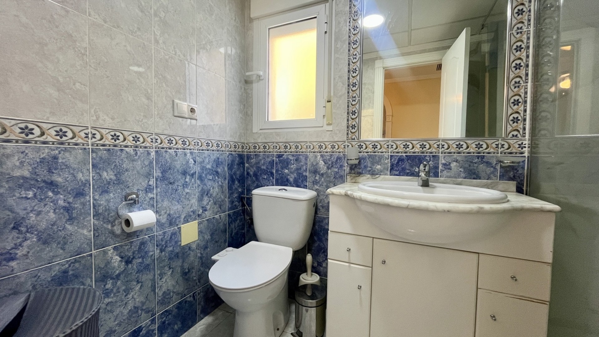 Herverkoop - Apartement Flat -
Algorfa