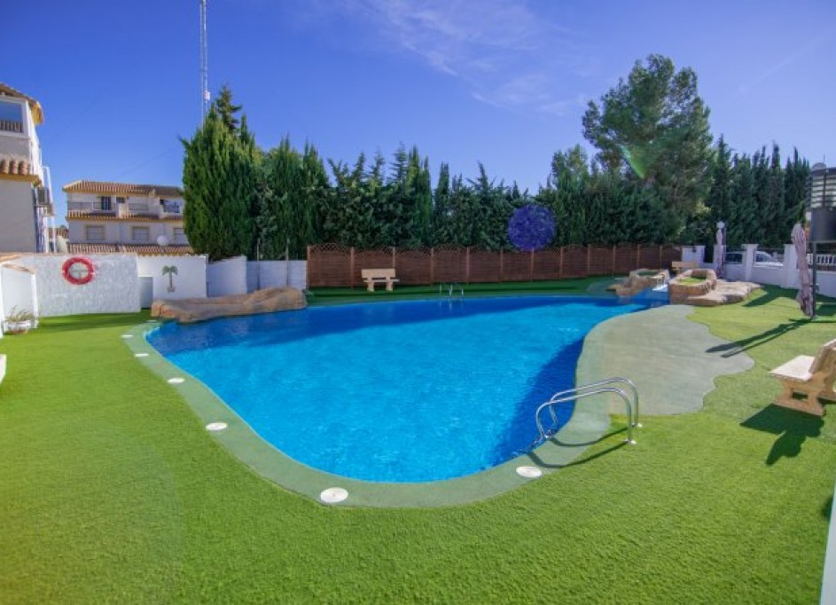 Herverkoop - Apartement Flat -
Algorfa