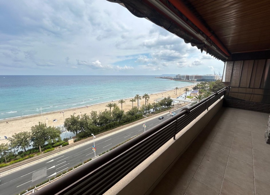 Herverkoop - Apartement Flat -
Alicante