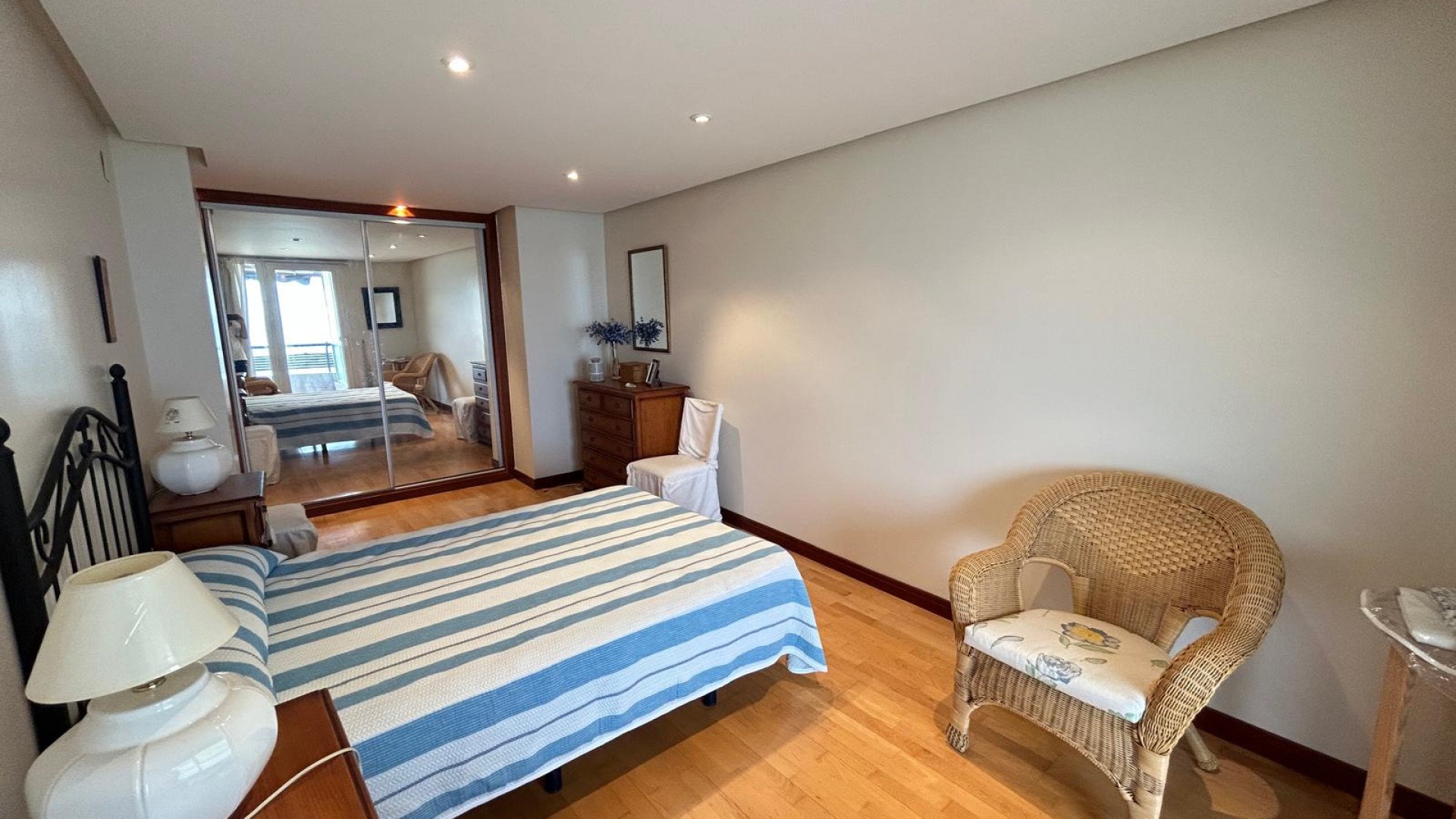 Herverkoop - Apartement Flat -
Alicante