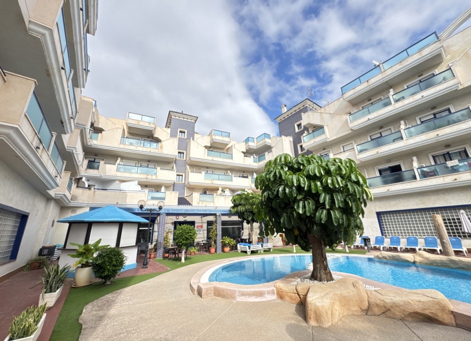 Herverkoop - Apartement Flat -
Cabo Roig