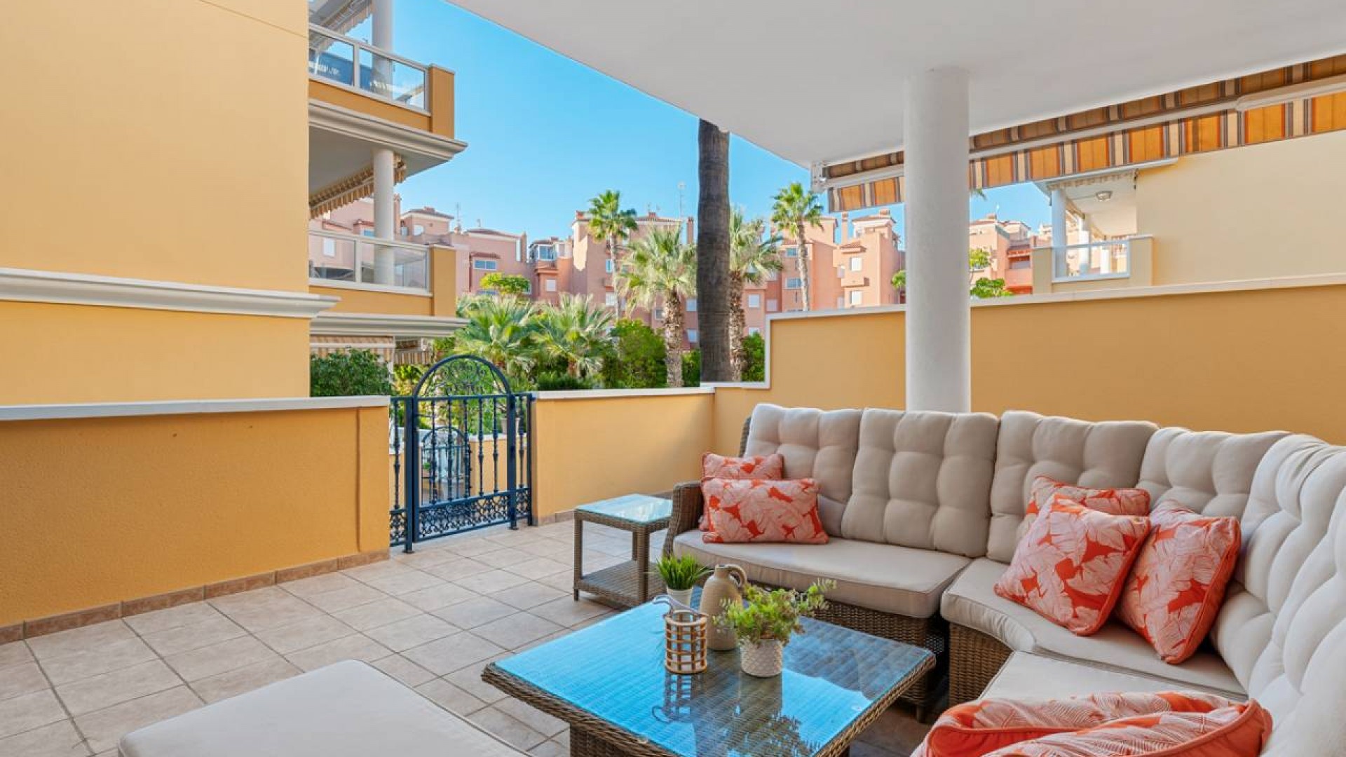 Herverkoop - Apartement Flat -
Cabo Roig