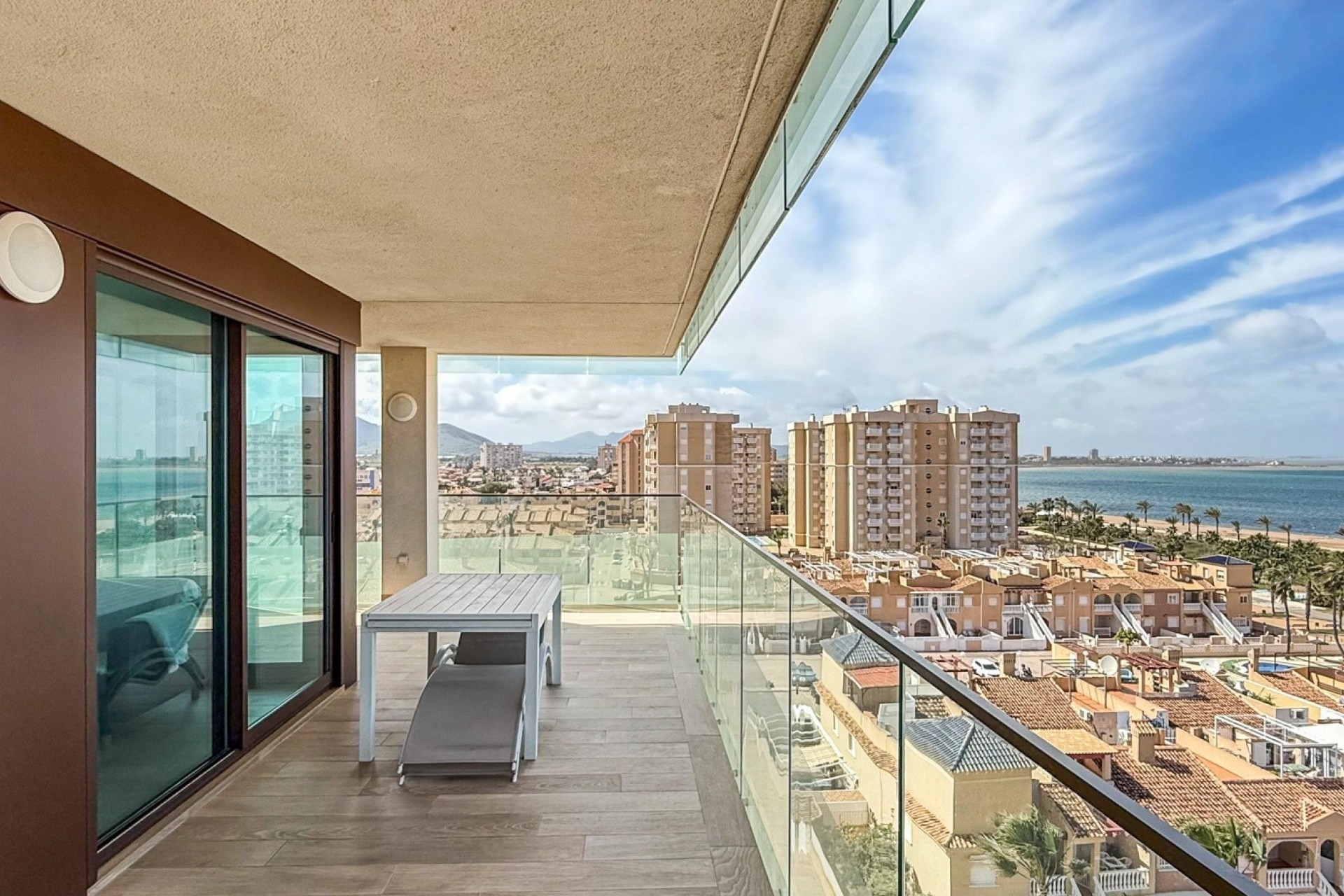 Herverkoop - Apartement Flat -
Cartagena - Playa Honda-Playa Paraíso