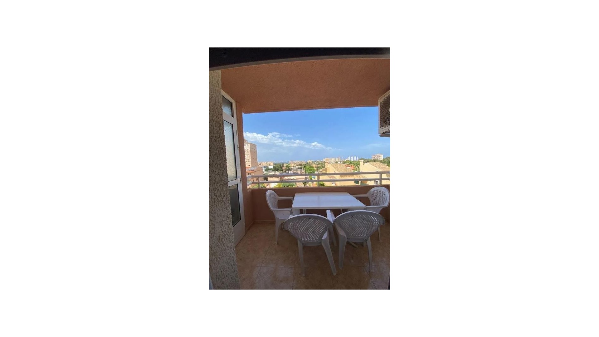 Herverkoop - Apartement Flat -
Cartagena - Playa honda