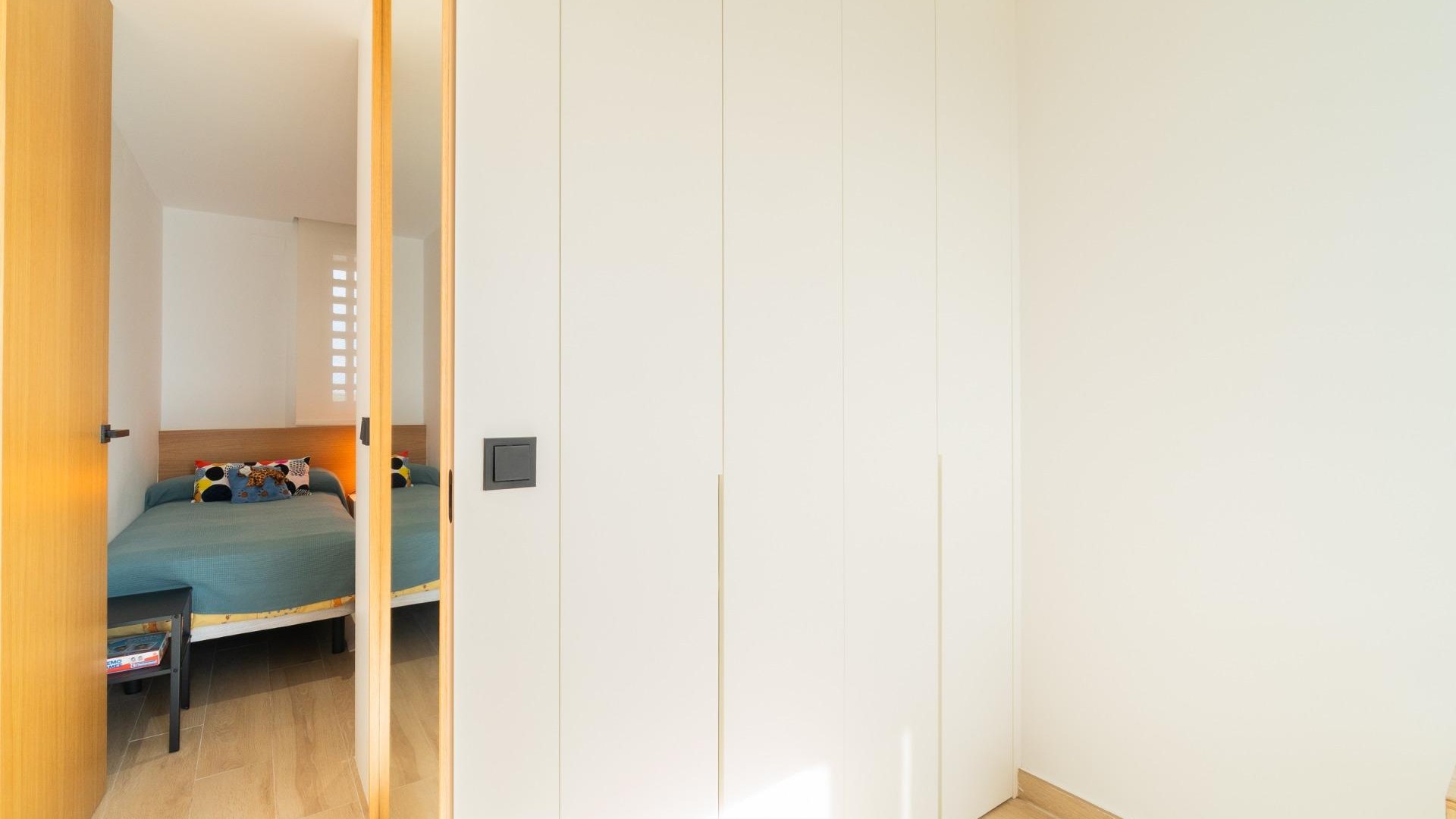 Herverkoop - Apartement Flat -
Guardamar del Segura - puerto deportivo