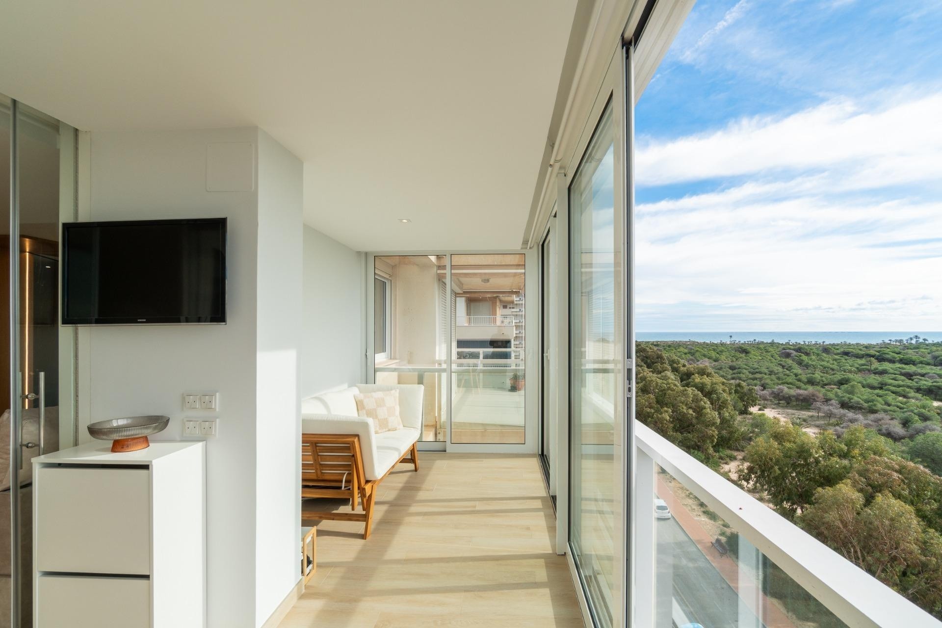 Herverkoop - Apartement Flat -
Guardamar del Segura - puerto deportivo