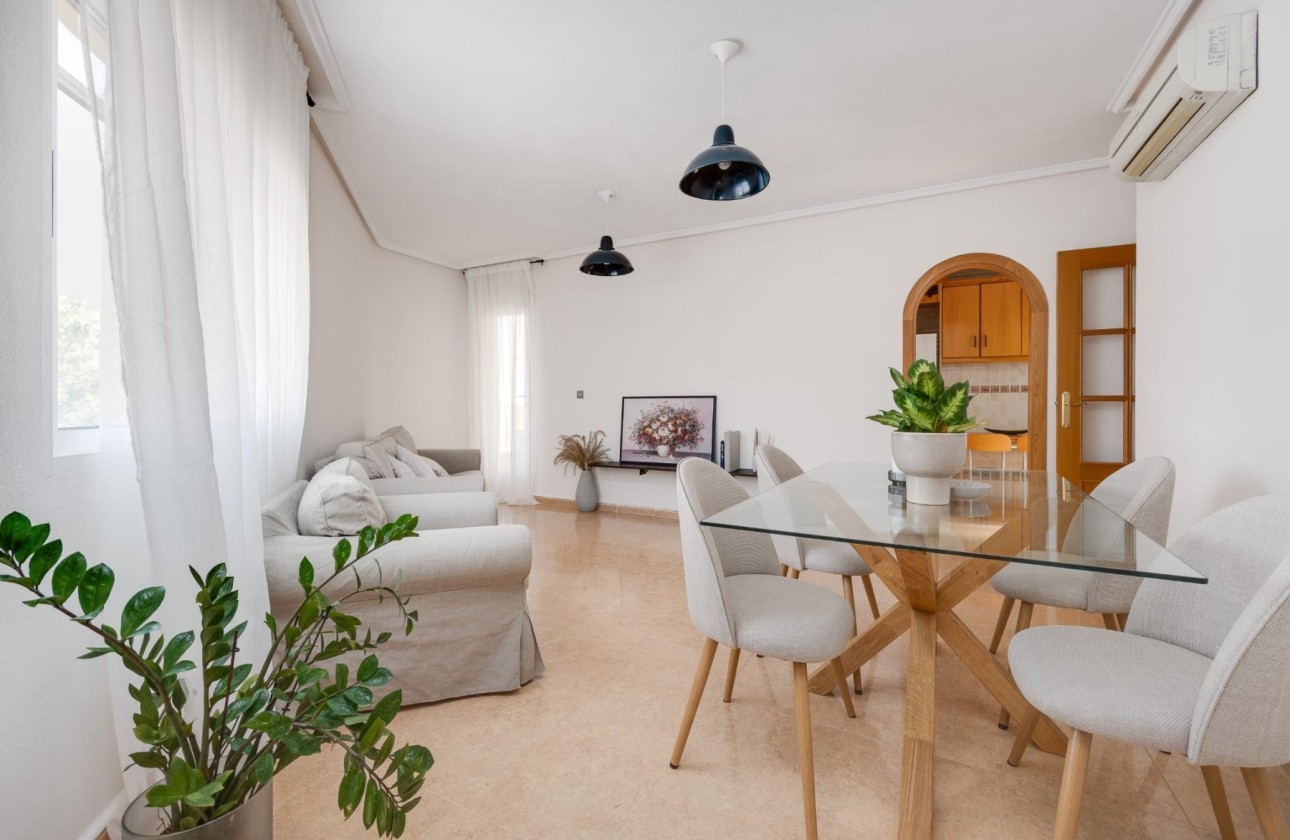 Herverkoop - Apartement Flat -
Jacarilla