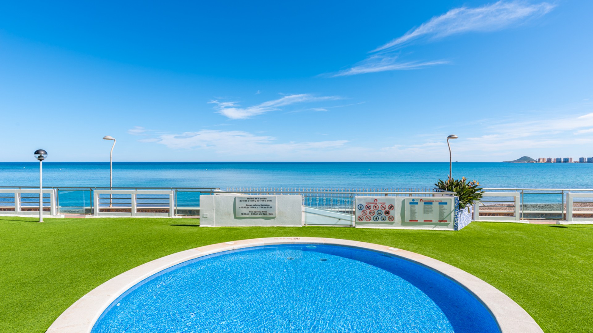 Herverkoop - Apartement Flat -
La Manga del Mar Menor - La Manga