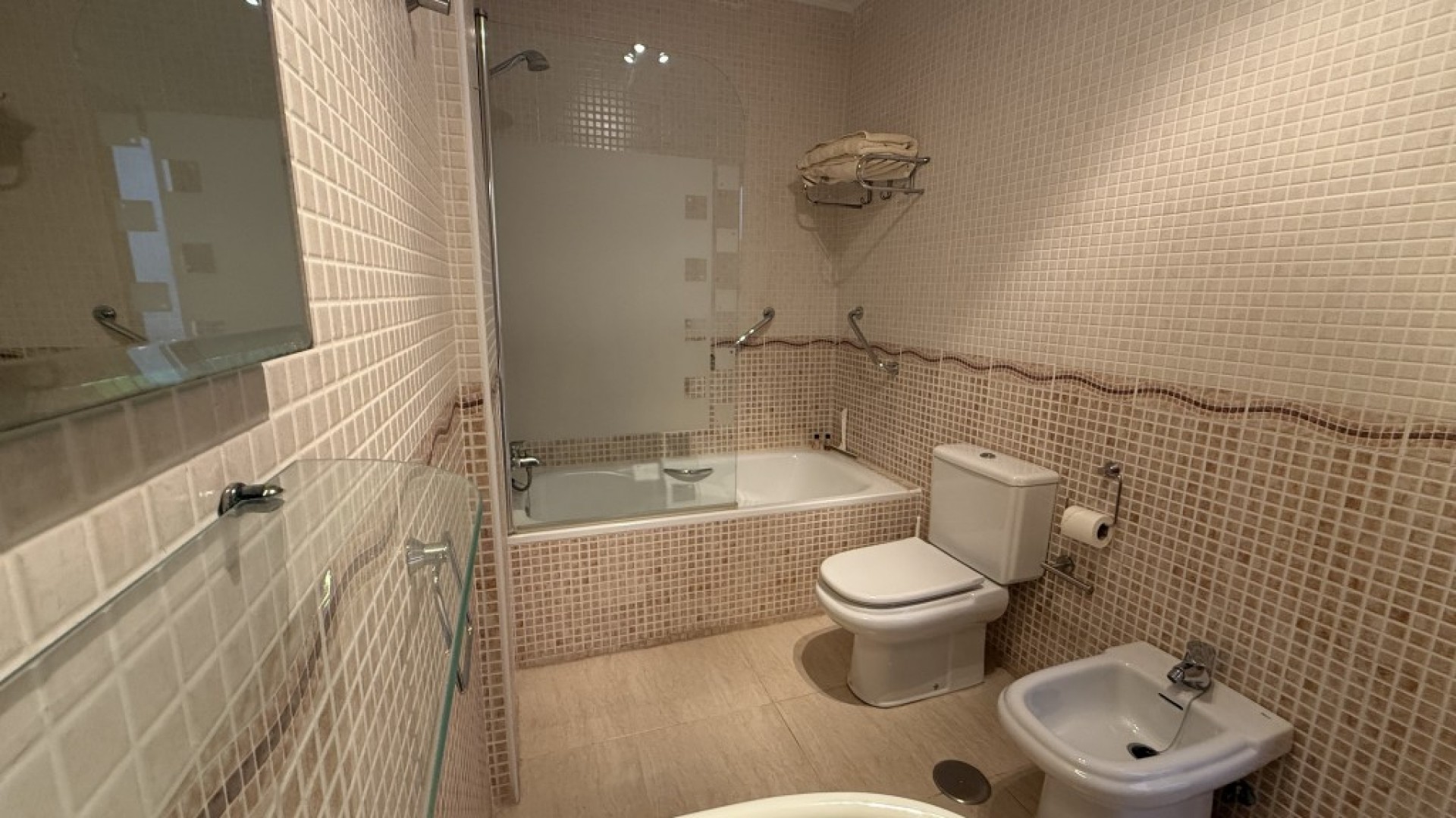 Herverkoop - Apartement Flat -
La Puebla