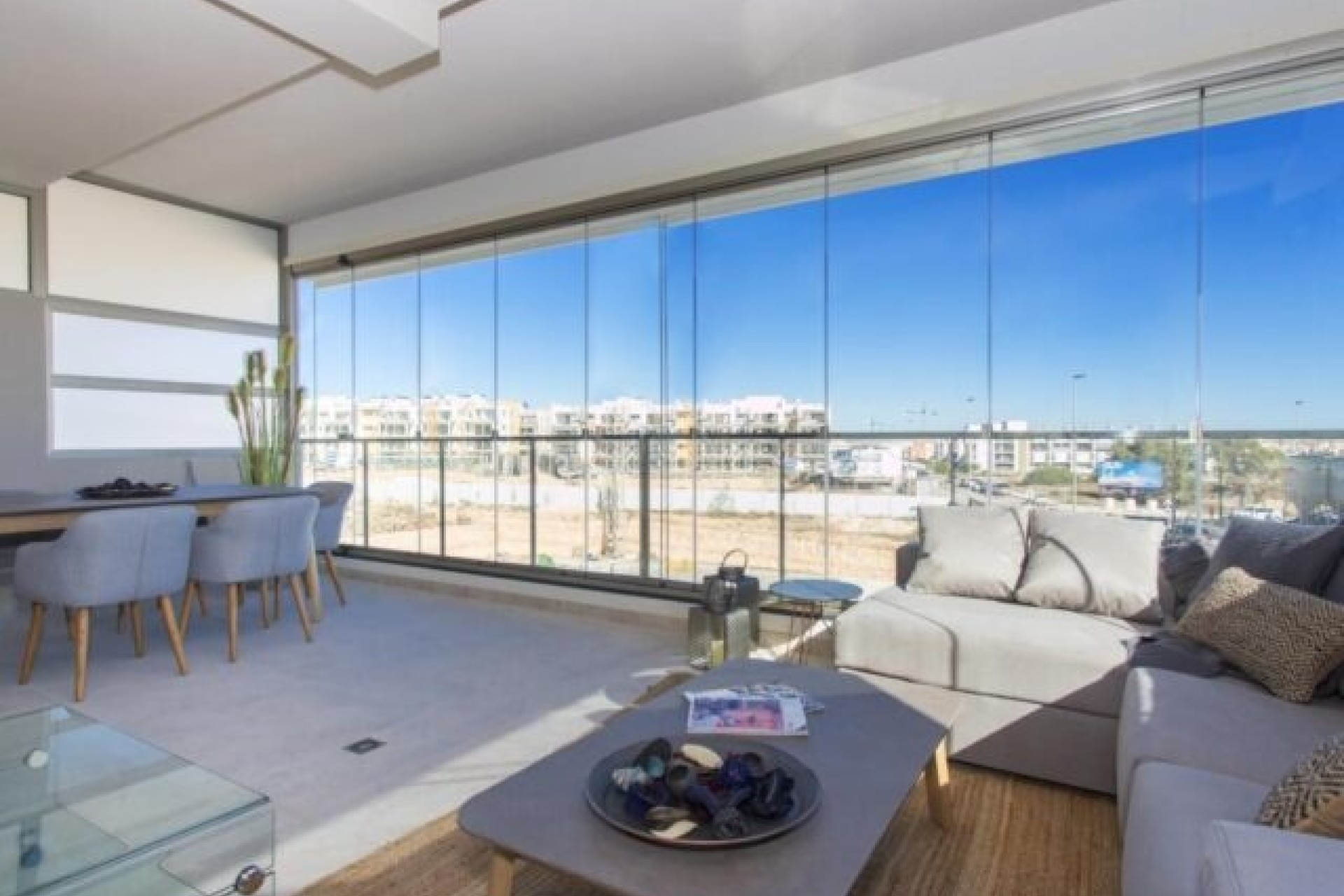 Herverkoop - Apartement Flat -
La Zenia
