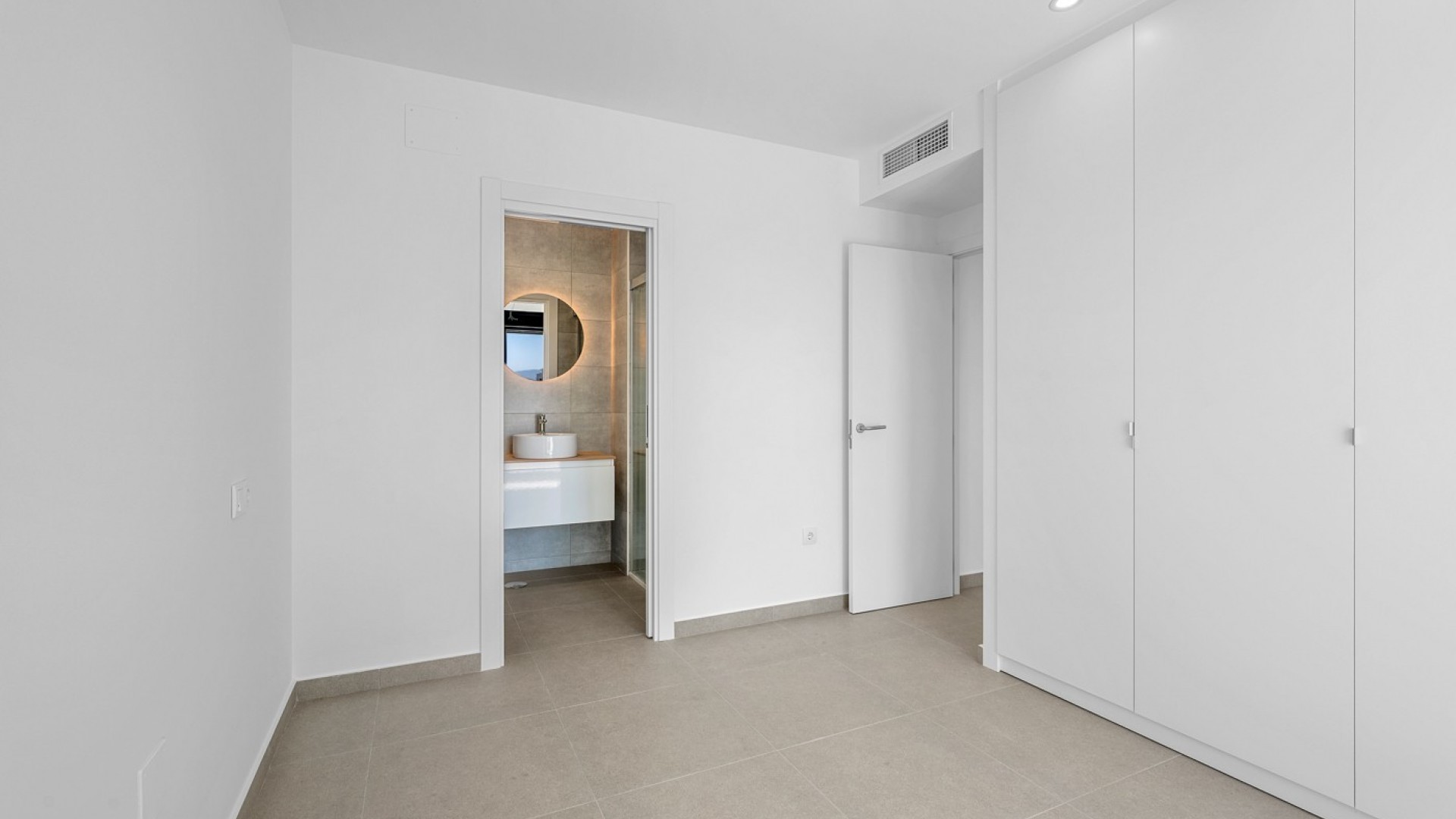 Herverkoop - Apartement Flat -
Los Alcazares - Santa Rosalia Lake and Life Resort