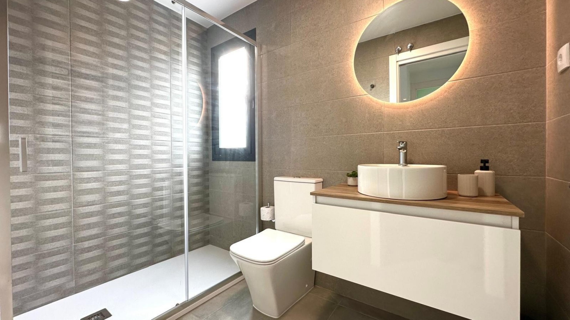 Herverkoop - Apartement Flat -
Los Alcazares - Santa Rosalia Lake and Life Resort