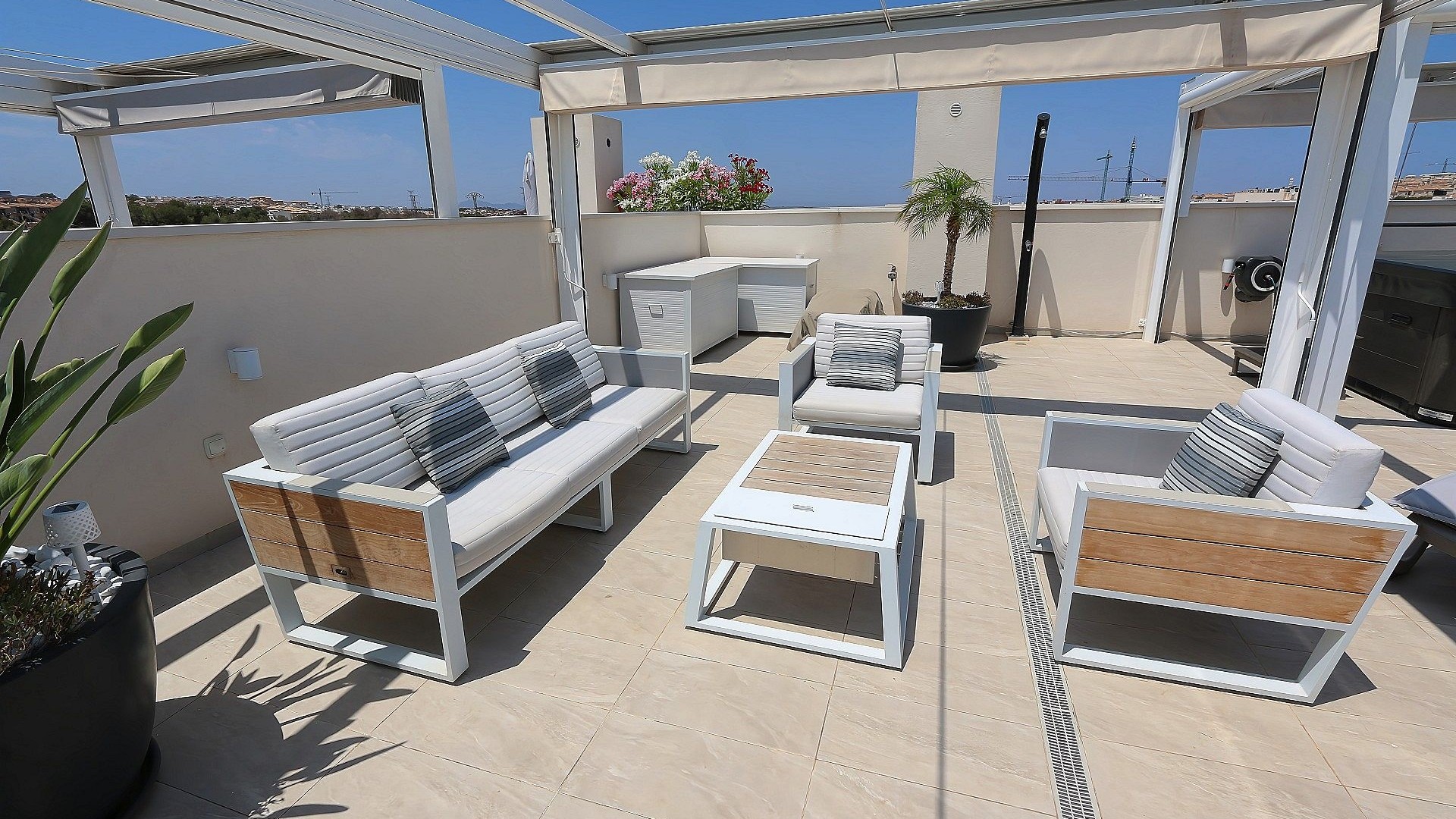 Herverkoop - Apartement Flat -
Los Altos