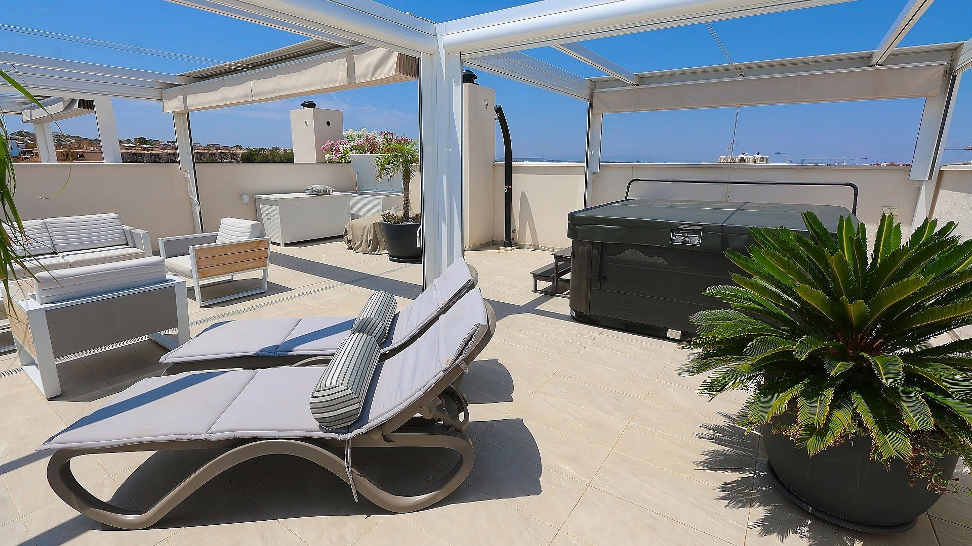 Herverkoop - Apartement Flat -
Los Altos