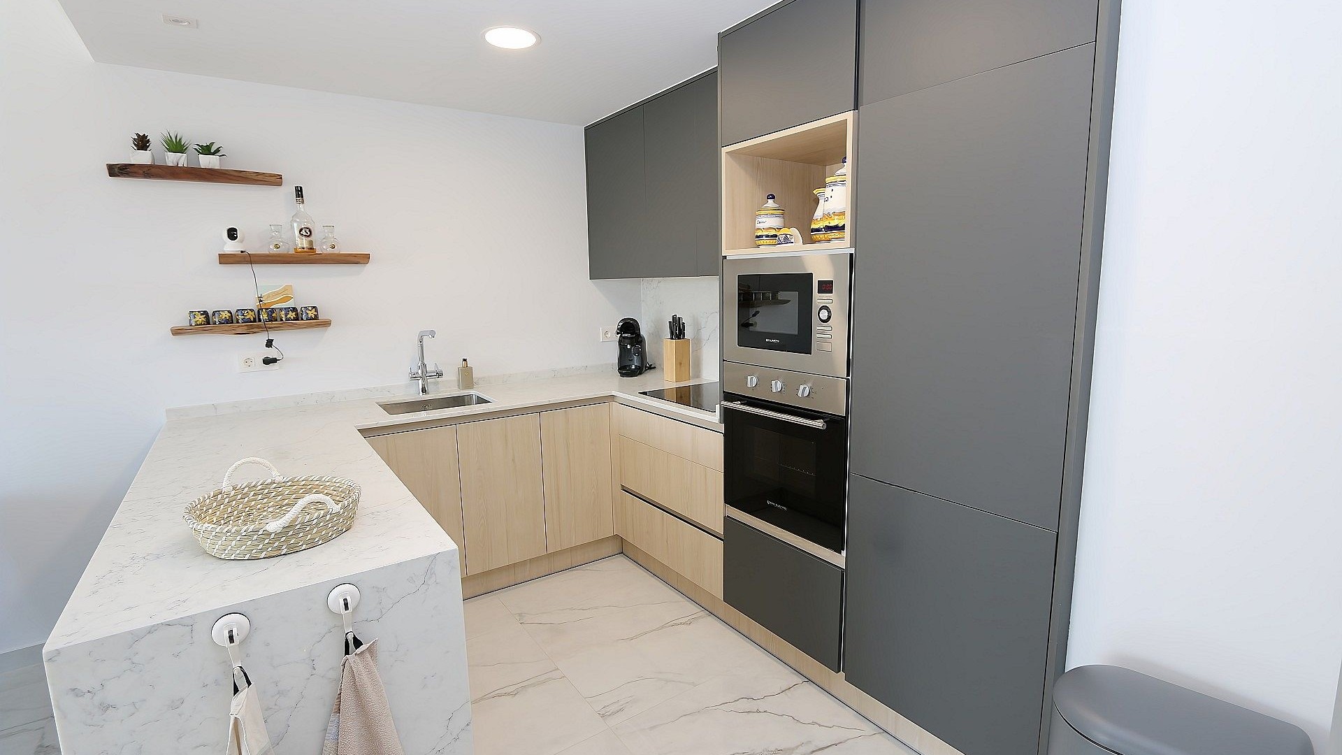 Herverkoop - Apartement Flat -
Los Altos