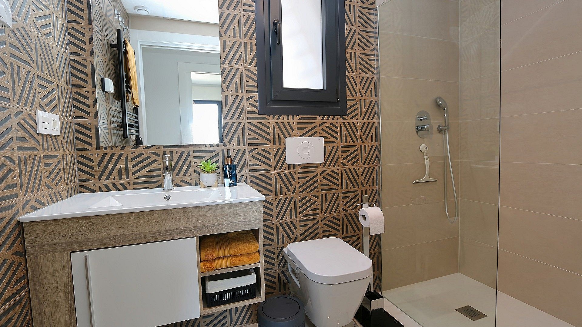 Herverkoop - Apartement Flat -
Los Altos