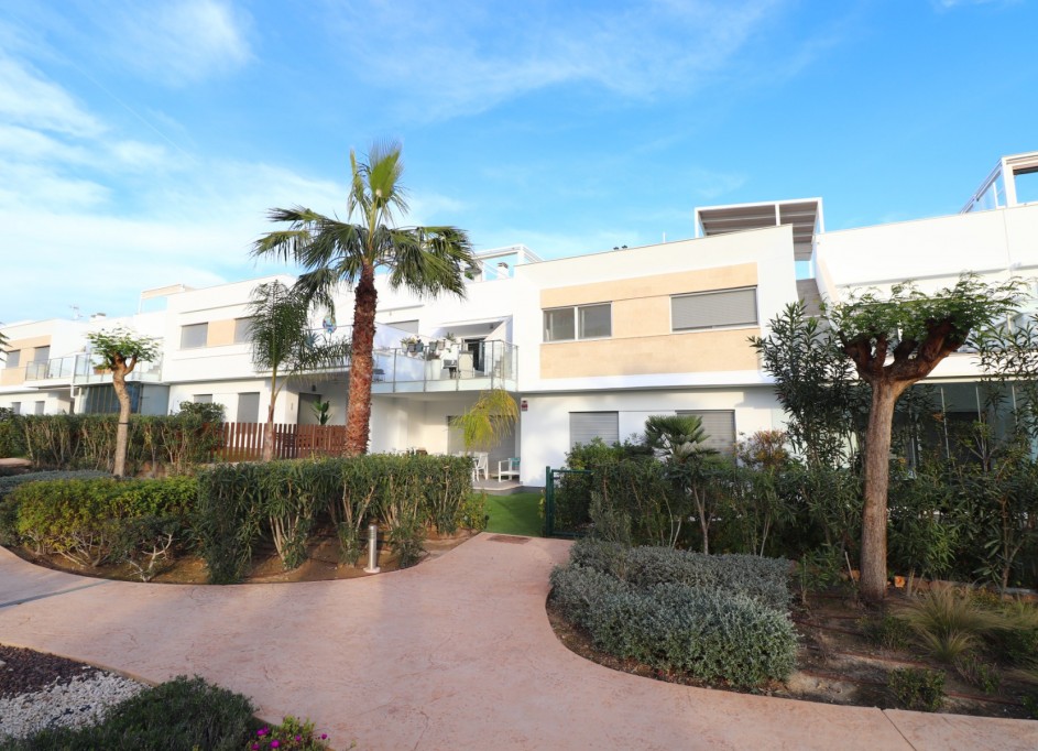 Herverkoop - Apartement Flat -
Los Montesinos - Entre Naranjos / Vistabella Golf