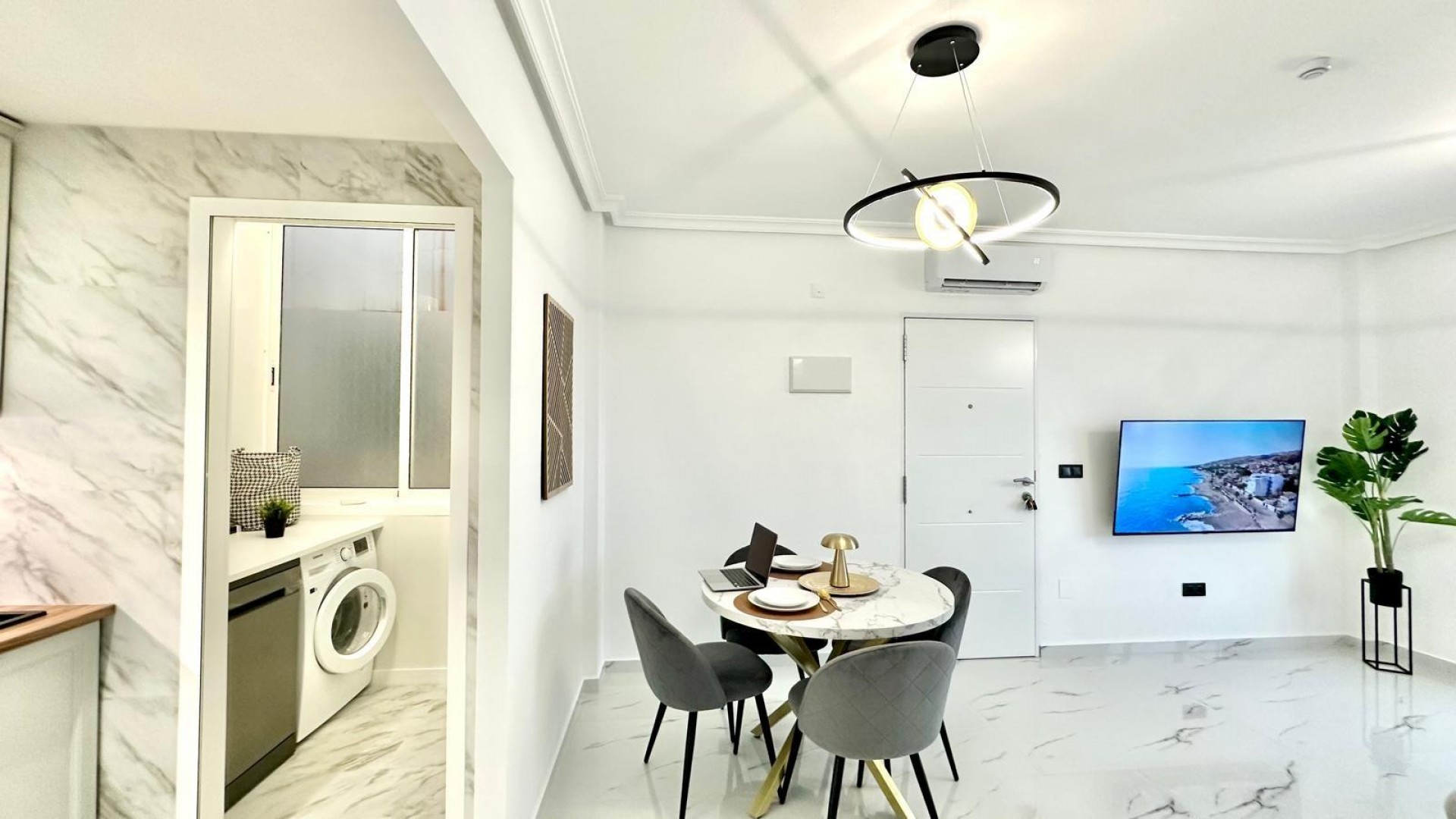 Herverkoop - Apartement Flat -
Orihuela Costa - Playa Flamenca Norte