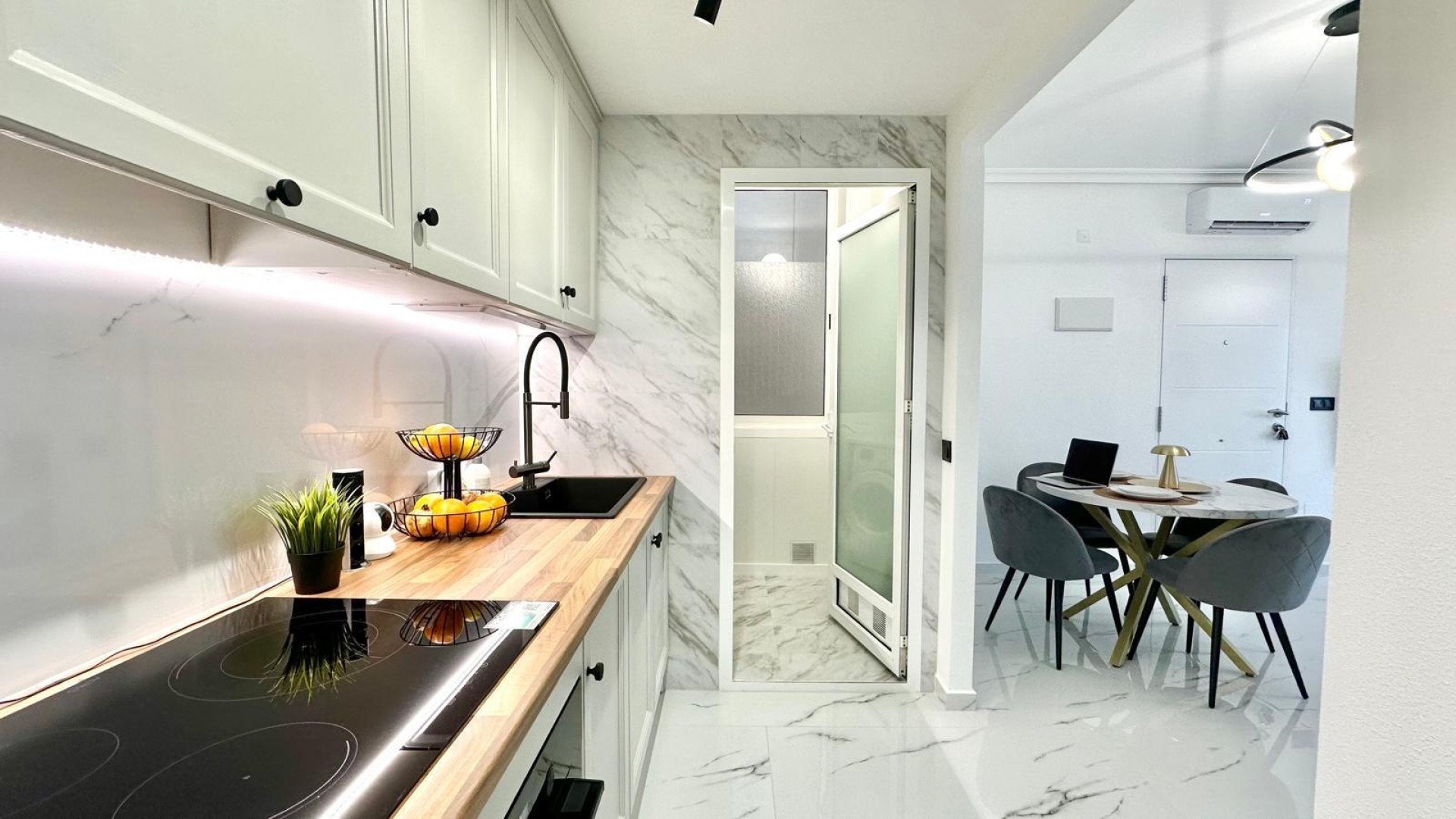 Herverkoop - Apartement Flat -
Orihuela Costa - Playa Flamenca Norte