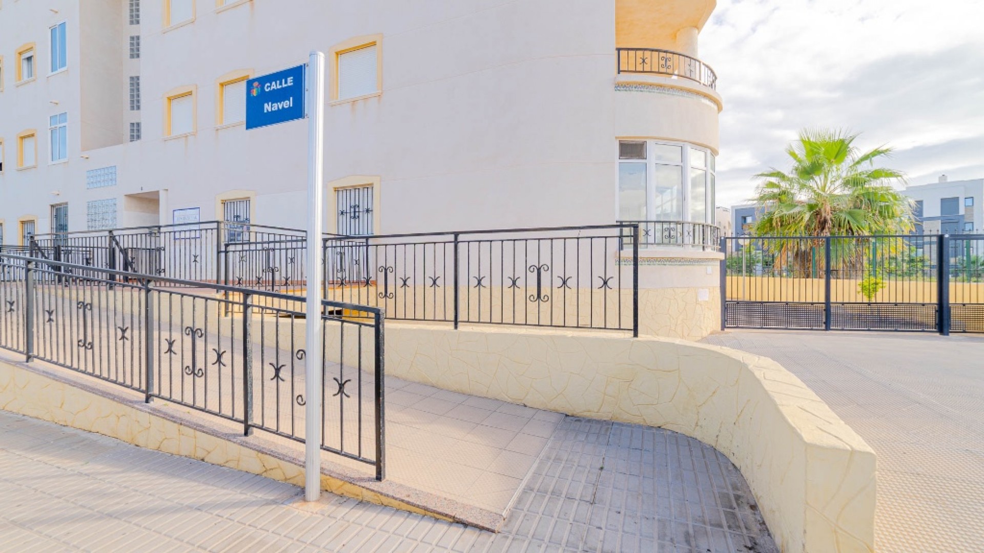 Herverkoop - Apartement Flat -
Orihuela Costa - Playa Flamenca