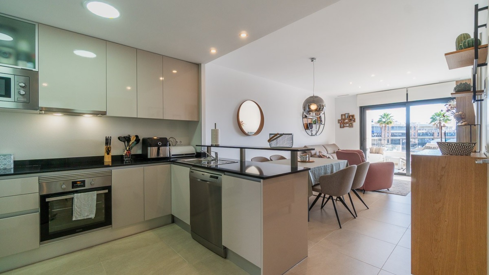 Herverkoop - Apartement Flat -
Orihuela Costa - Playa Flamenca