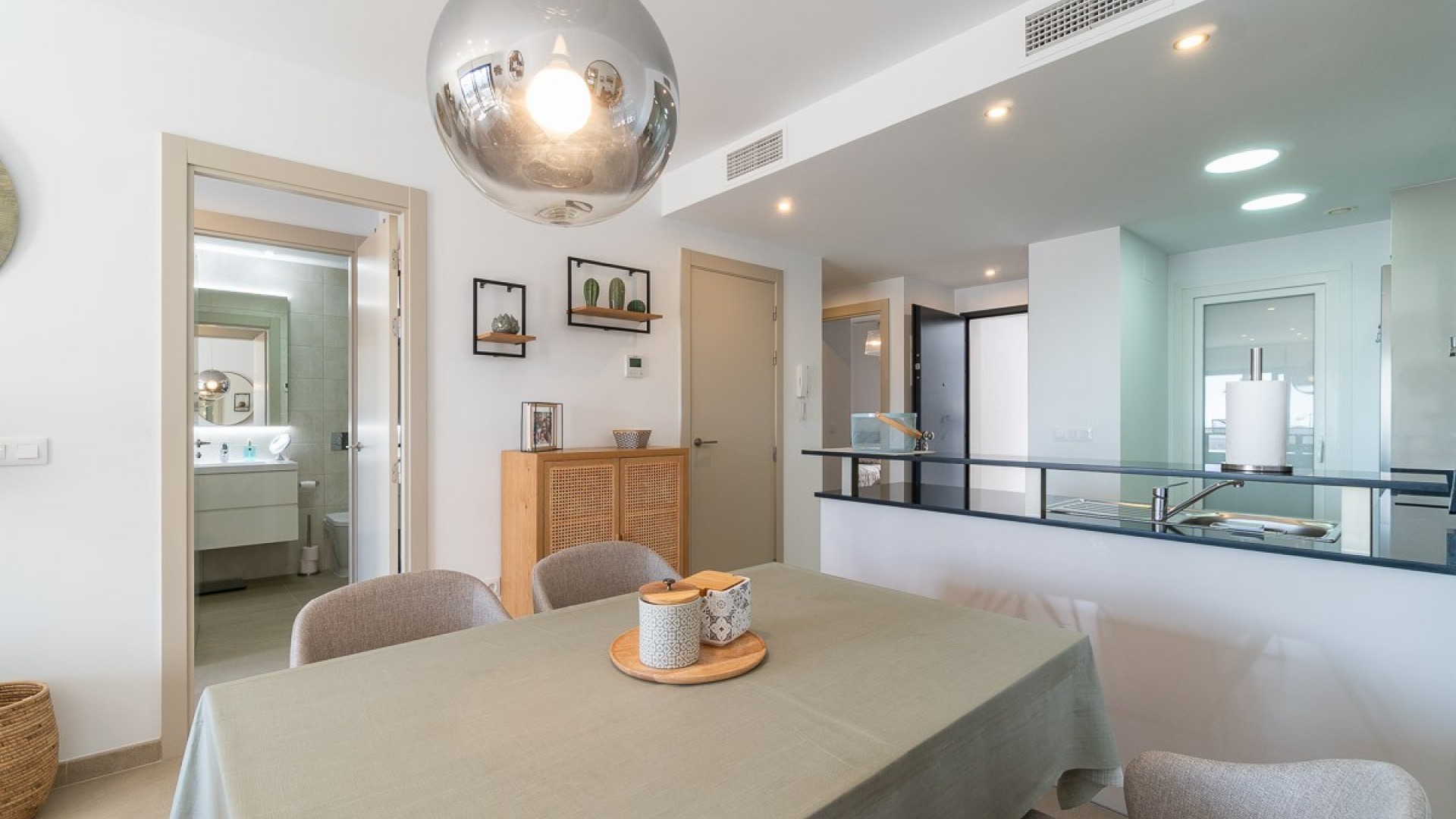 Herverkoop - Apartement Flat -
Orihuela Costa - Playa Flamenca