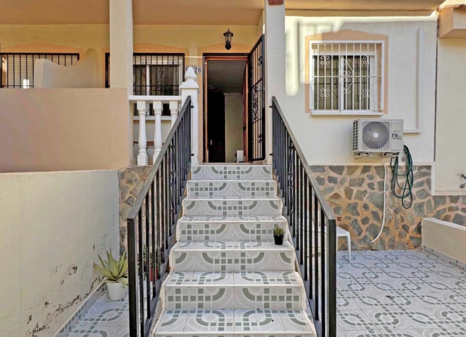 Herverkoop - Apartement Flat -
Orihuela Costa - Playa Flamenca