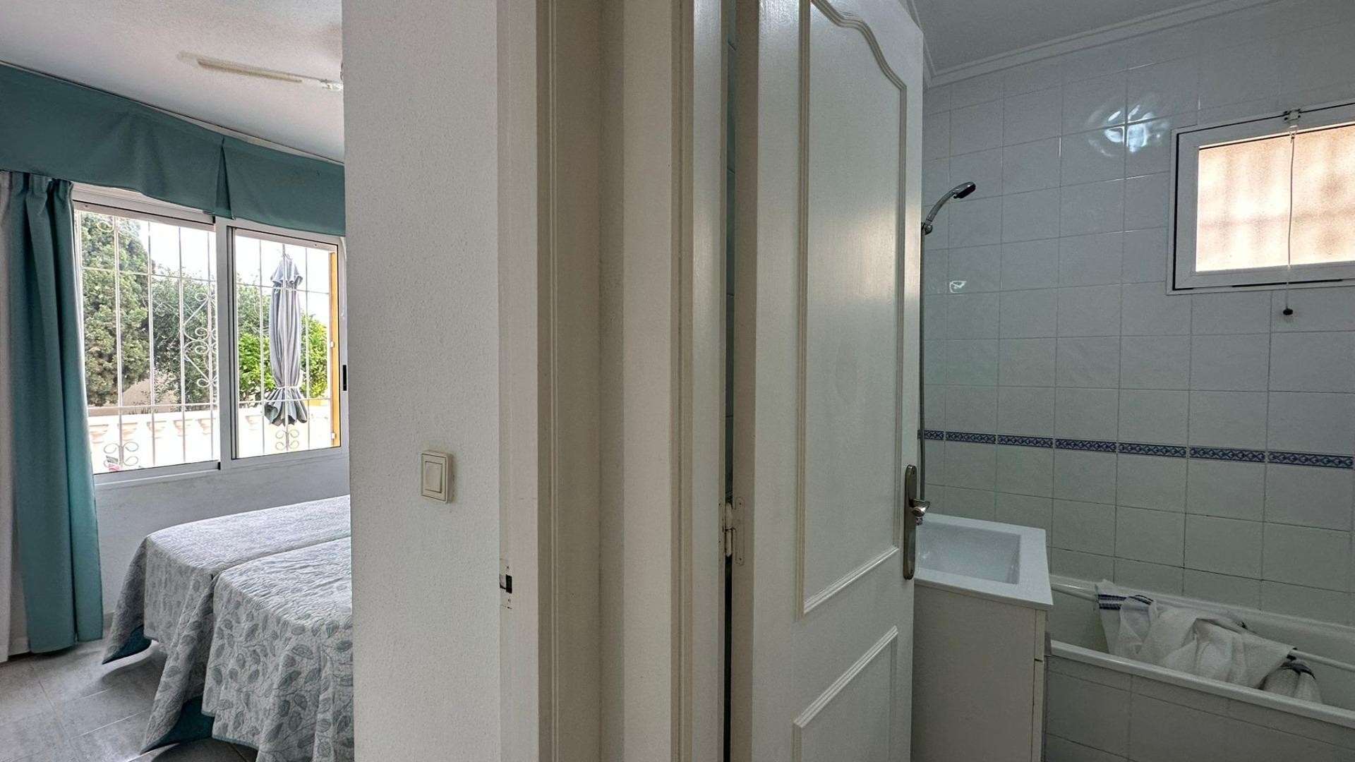 Herverkoop - Apartement Flat -
Orihuela Costa - Playa Flamenca