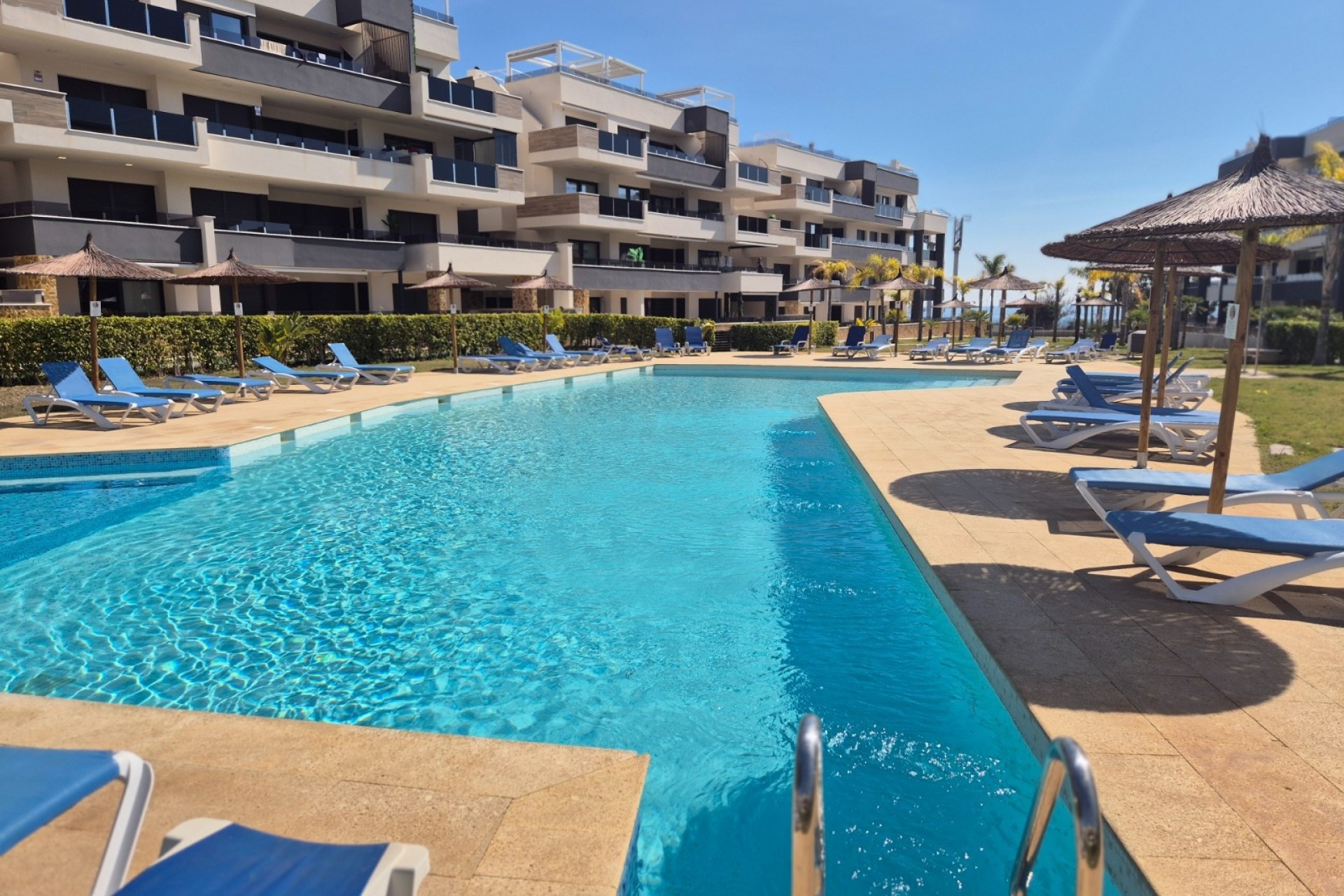 Herverkoop - Apartement Flat -
Orihuela Costa - Playa Flamenca