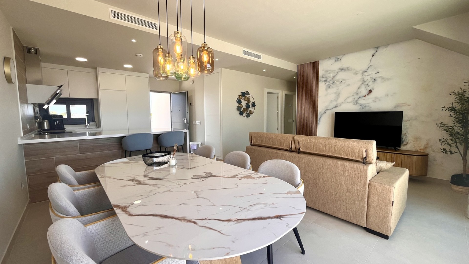 Herverkoop - Apartement Flat -
Pinar de Campoverde