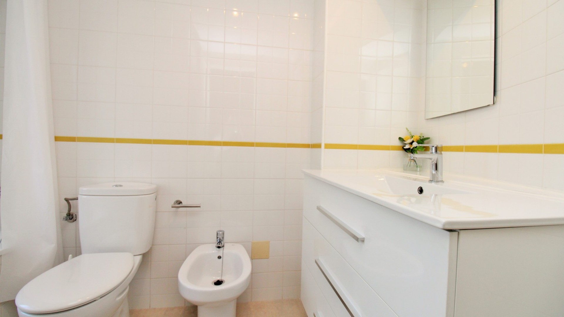 Herverkoop - Apartement Flat -
Playa Flamenca