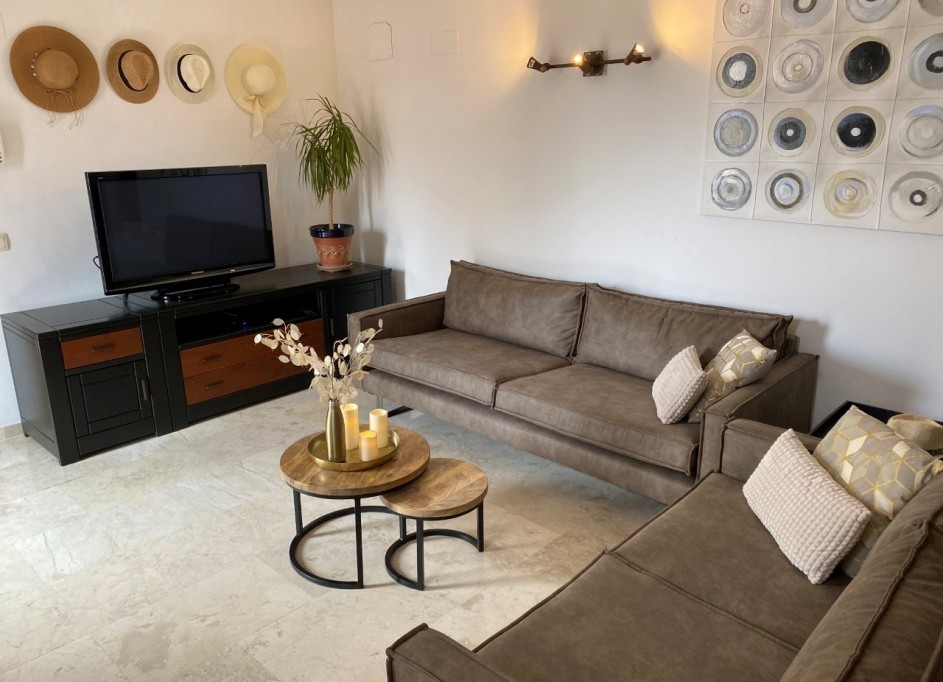 Herverkoop - Apartement Flat -
Punta Prima - La Entrada