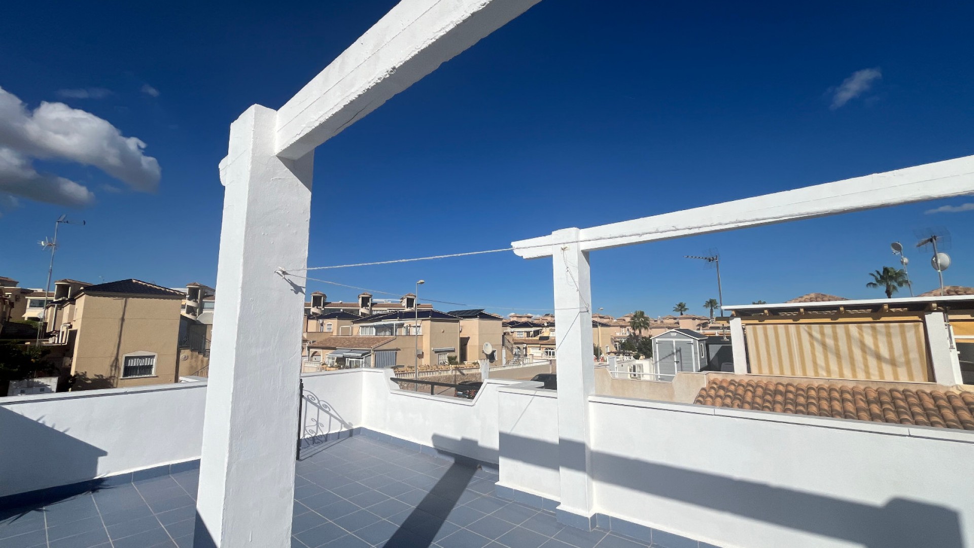 Herverkoop - Apartement Flat -
Punta Prima - Serena