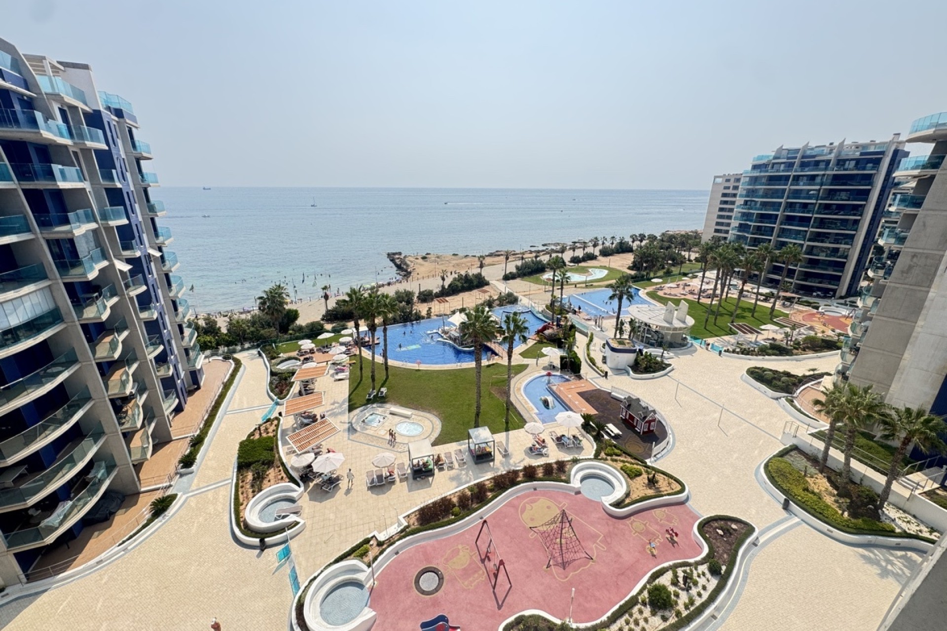 Herverkoop - Apartement Flat -
Punta Prima