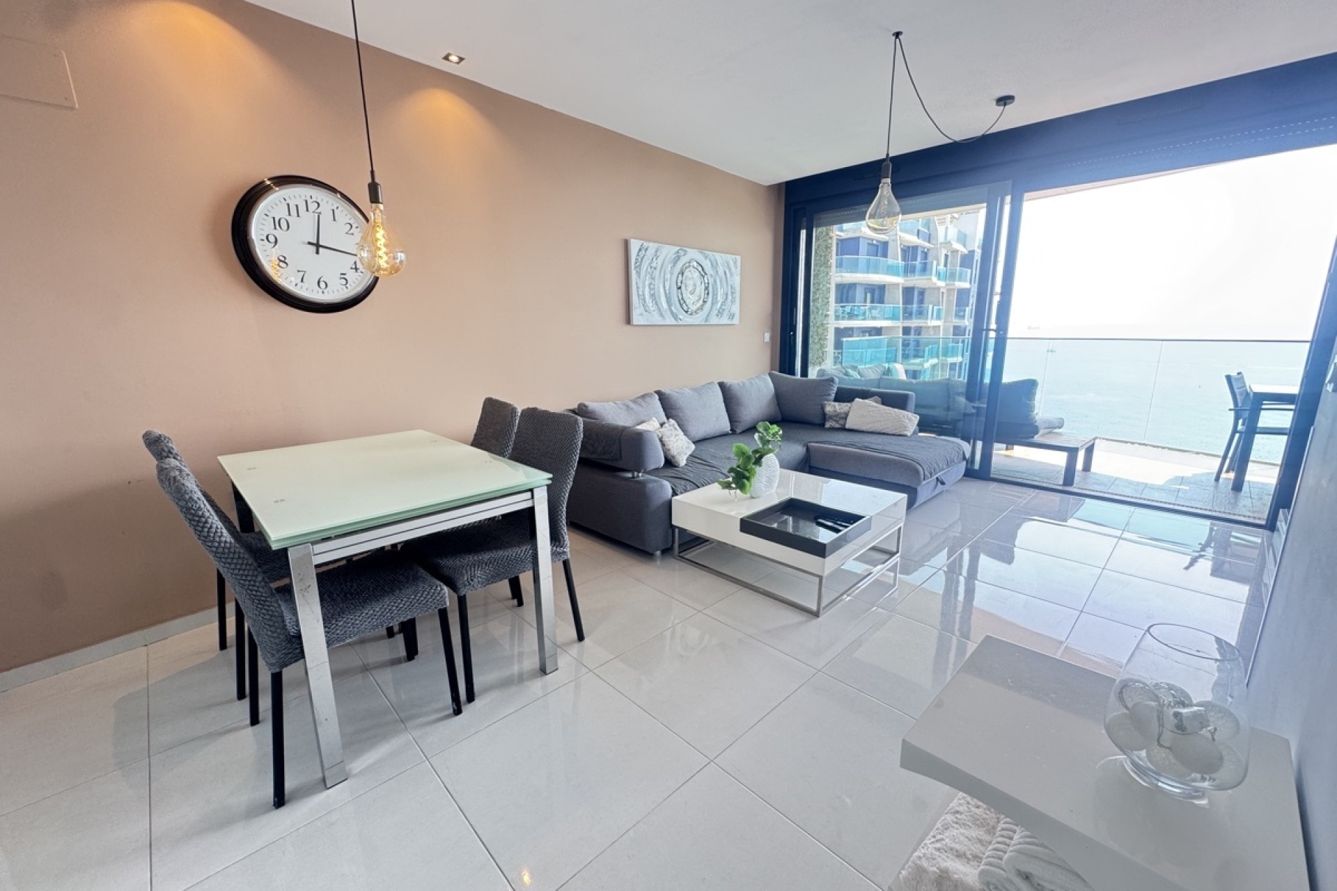 Herverkoop - Apartement Flat -
Punta Prima