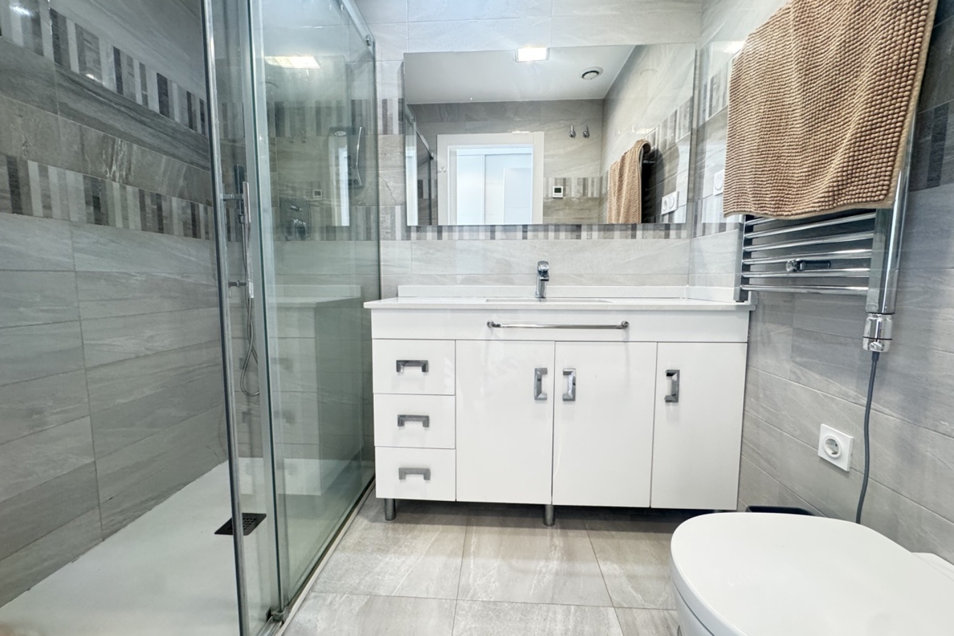 Herverkoop - Apartement Flat -
Punta Prima