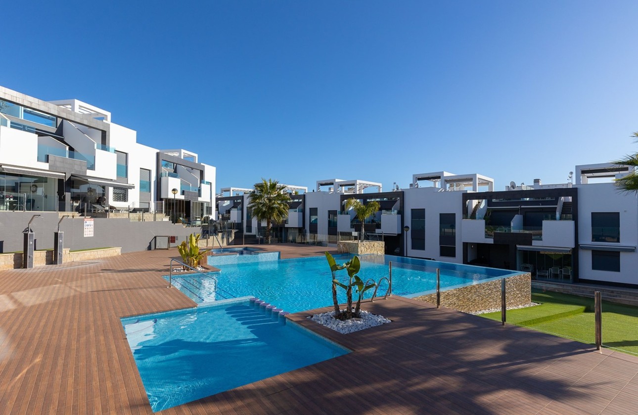 Herverkoop - Apartement Flat -
Punta Prima