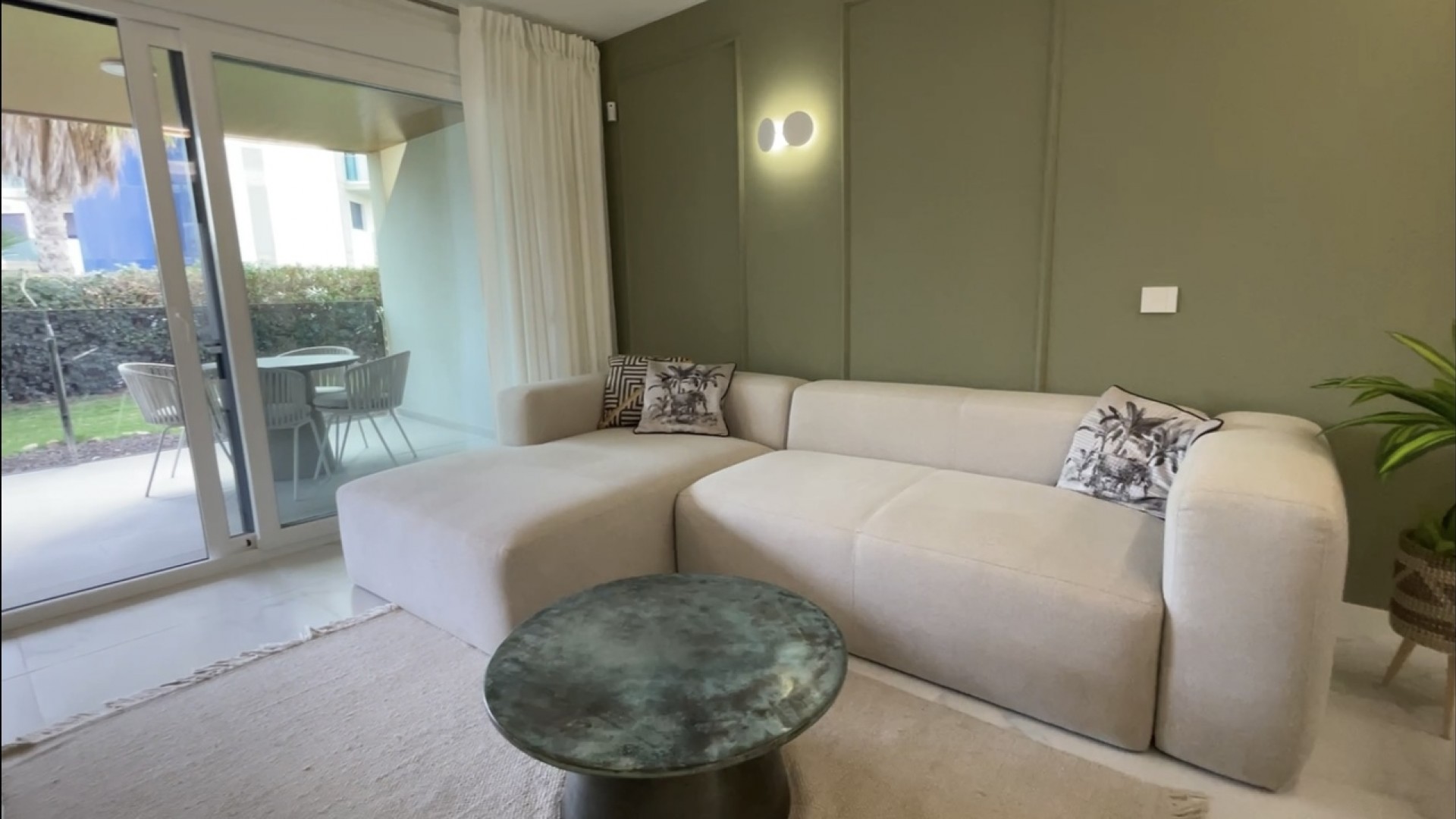 Herverkoop - Apartement Flat -
Punta Prima