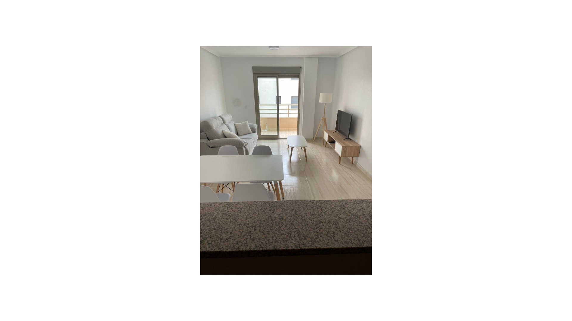 Herverkoop - Apartement Flat -
San Miguel de Salinas