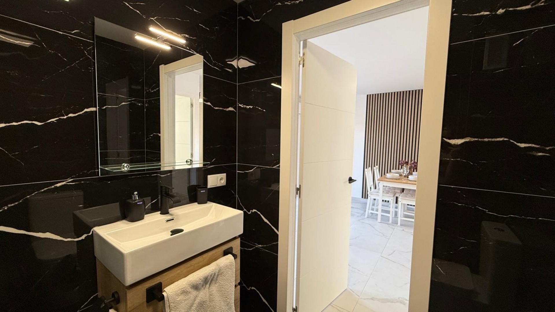 Herverkoop - Apartement Flat -
Torrevieja - Acequion