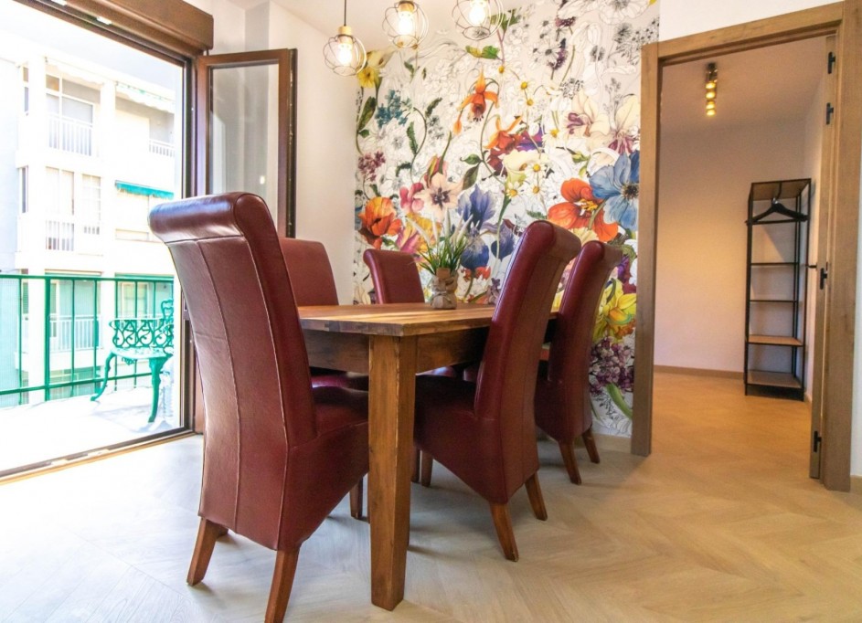 Herverkoop - Apartement Flat -
Torrevieja - Acequion