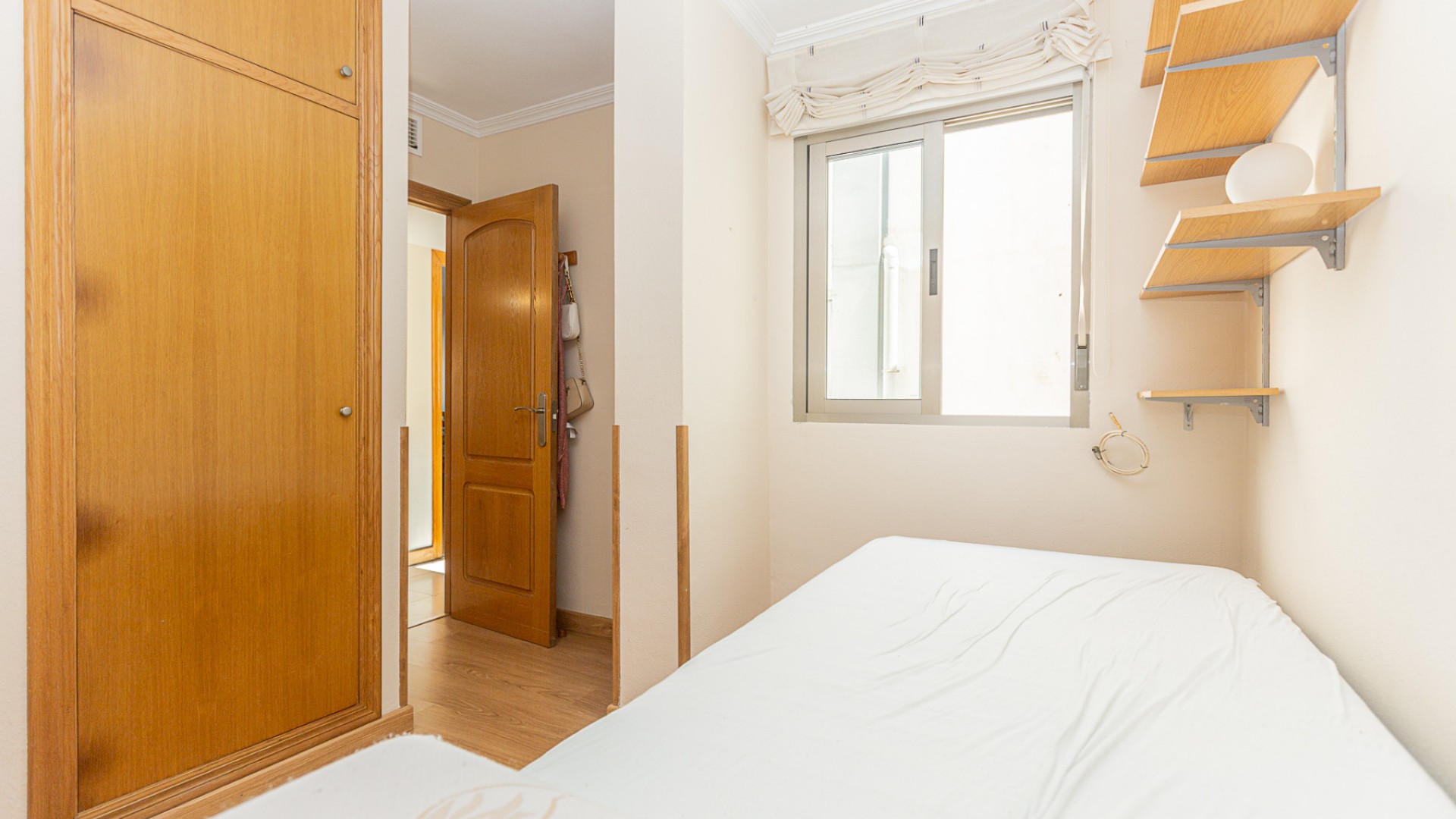 Herverkoop - Apartement Flat -
Torrevieja - Beach
